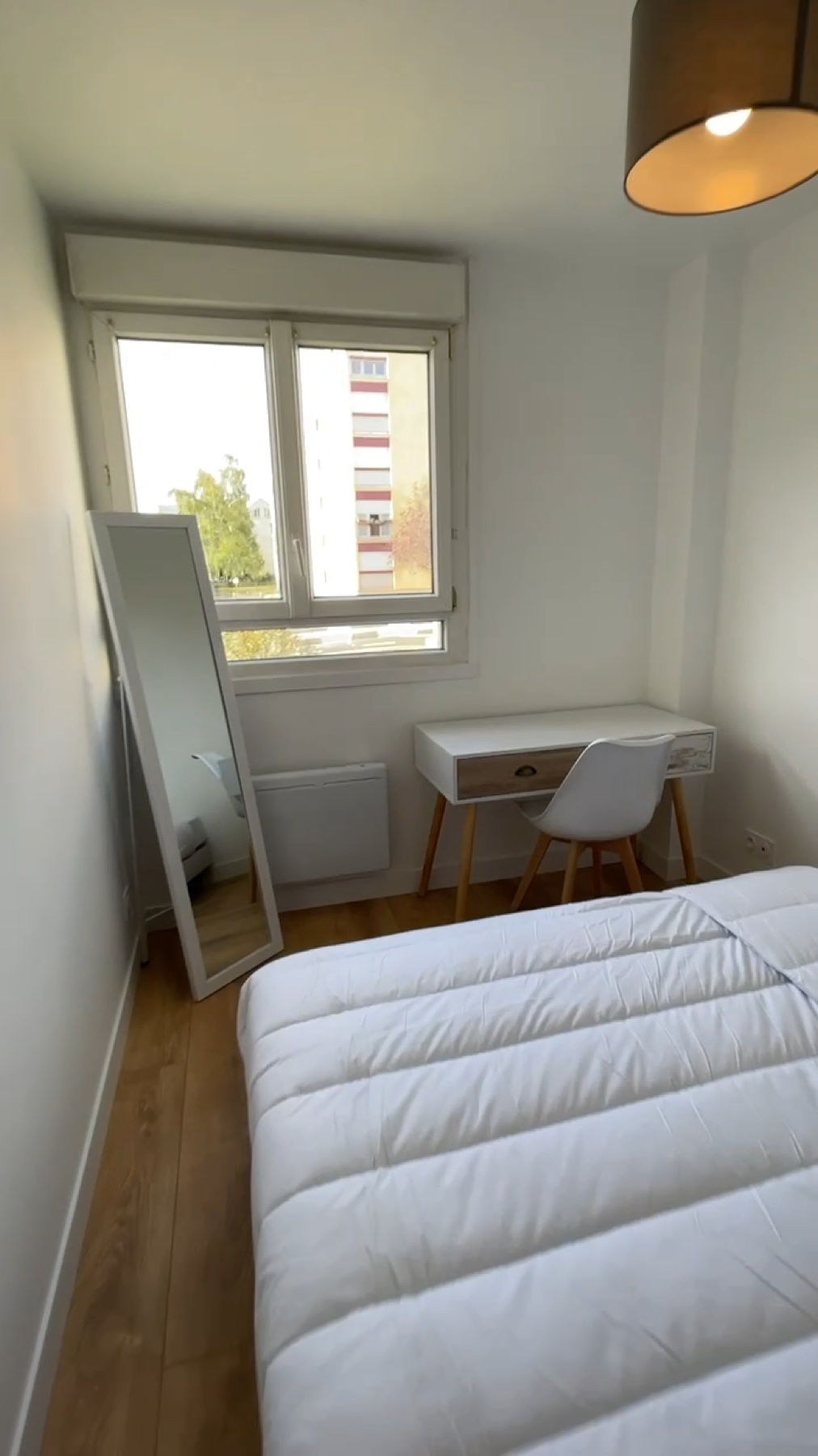 Chambre rénovée et aménagée par Efficience Travaux au Mans