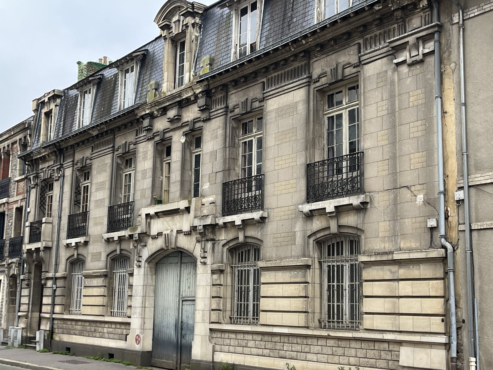 Façade existante d’un immeuble de rapport rue Pasteur au Mans